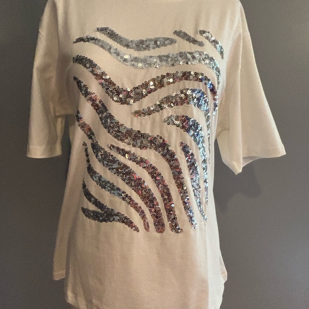 X-trap White and Silver Sequin Top